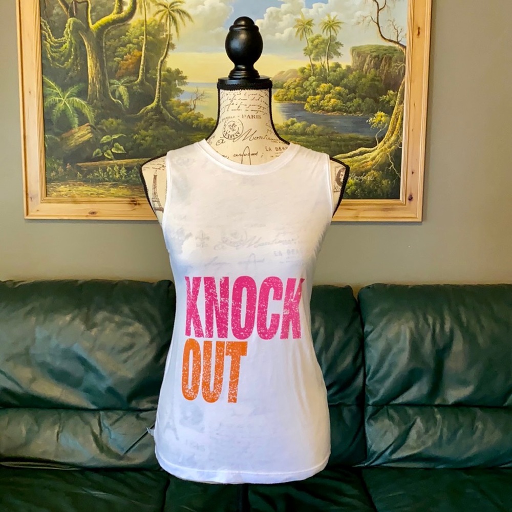 🍀 Beach body Workout Tank W/ Matching Sports Bra!